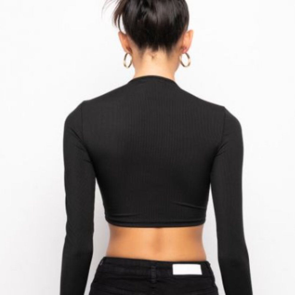 Long Sleeve Ribbed Loop Top - Picture 3 of 10